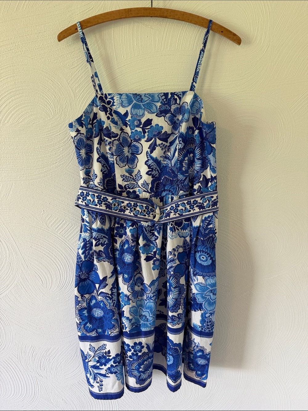 Joie NWT Blue & White Floral Print Spaghetti Strap Dress Size 10.